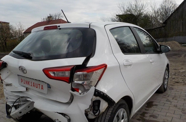 Toyota Yaris cena 24900 przebieg: 53685, rok produkcji 2018 z Skała małe 301